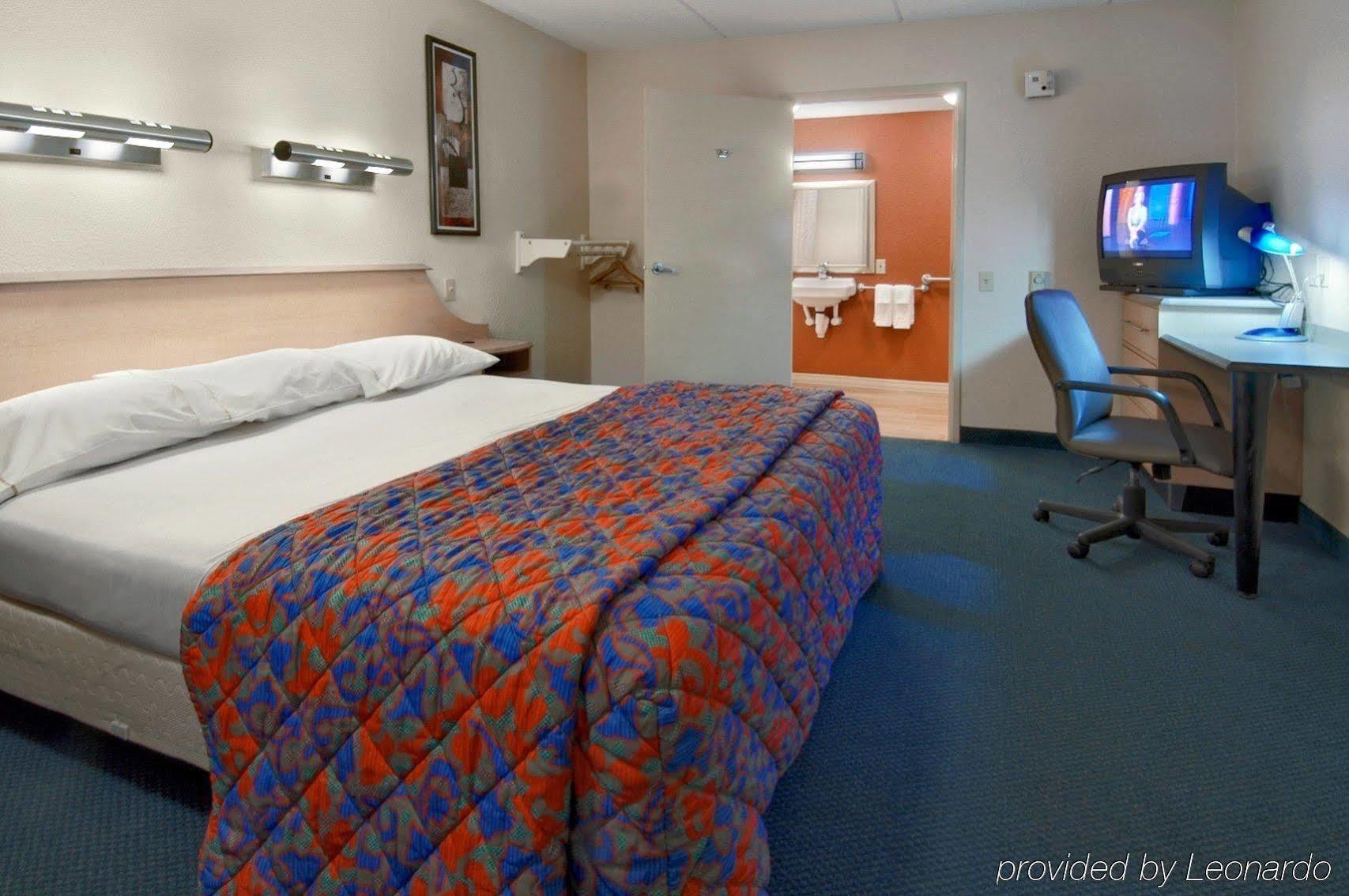 Red Roof Inn Atlanta - Smyrna/Ballpark Extérieur photo
