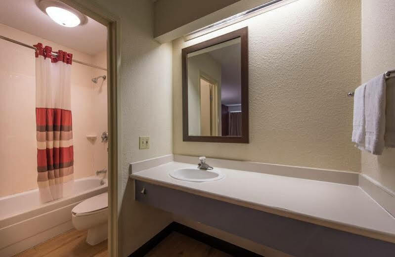 Red Roof Inn Atlanta - Smyrna/Ballpark Extérieur photo